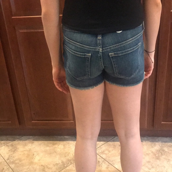 NWT Old Navy Denim Cutoffs - Picture 4 of 4